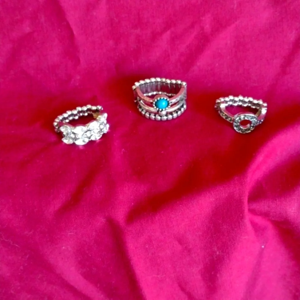 Rings - Picture 1 of 4